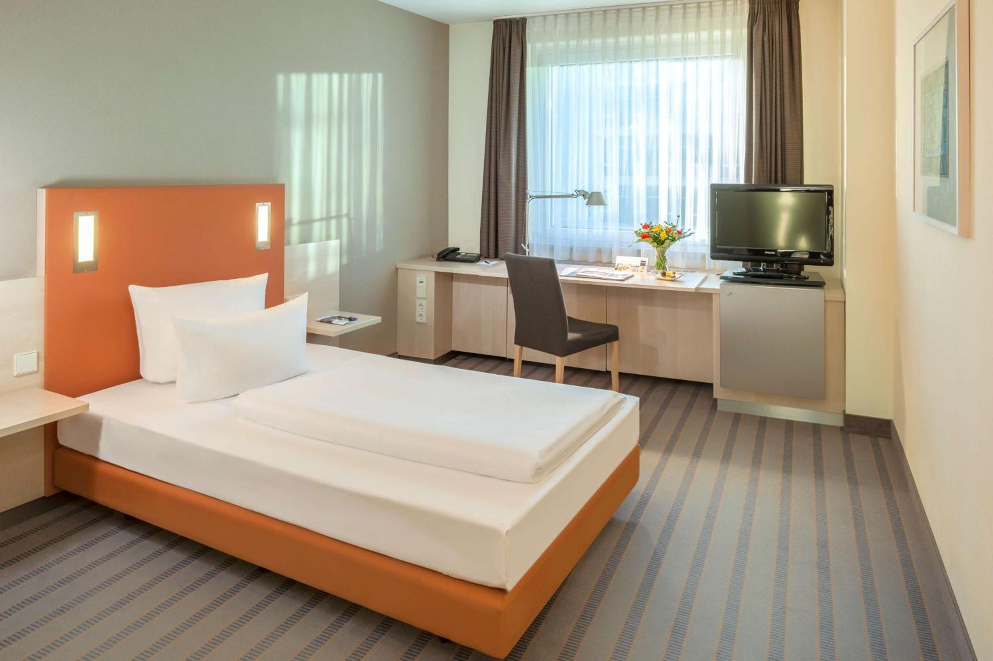 Essential By Dorint Berlin-Adlershof Hotell Eksteriør bilde