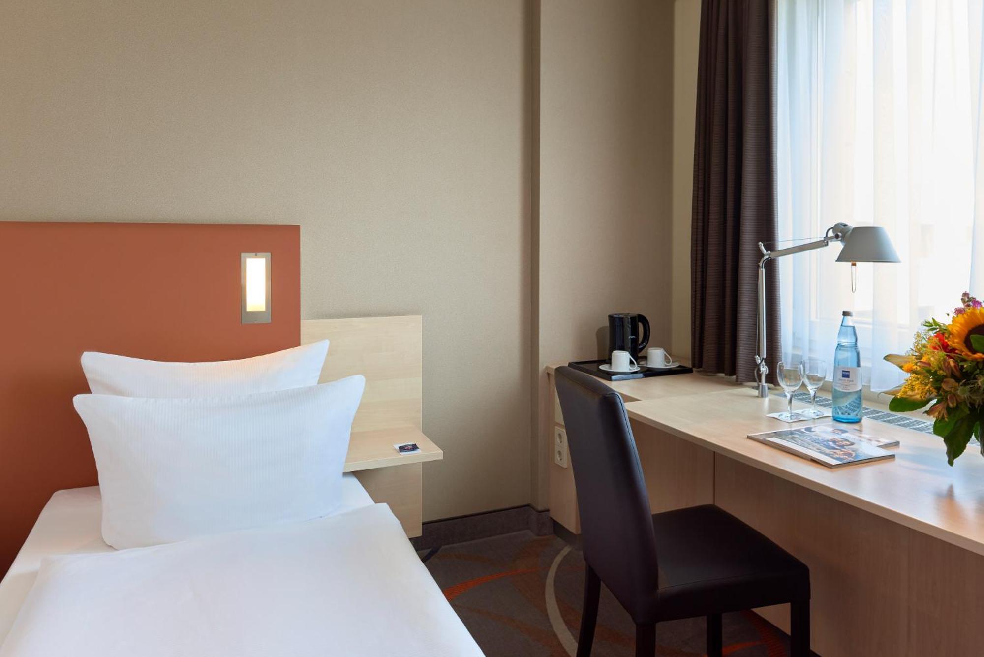Essential By Dorint Berlin-Adlershof Hotell Eksteriør bilde